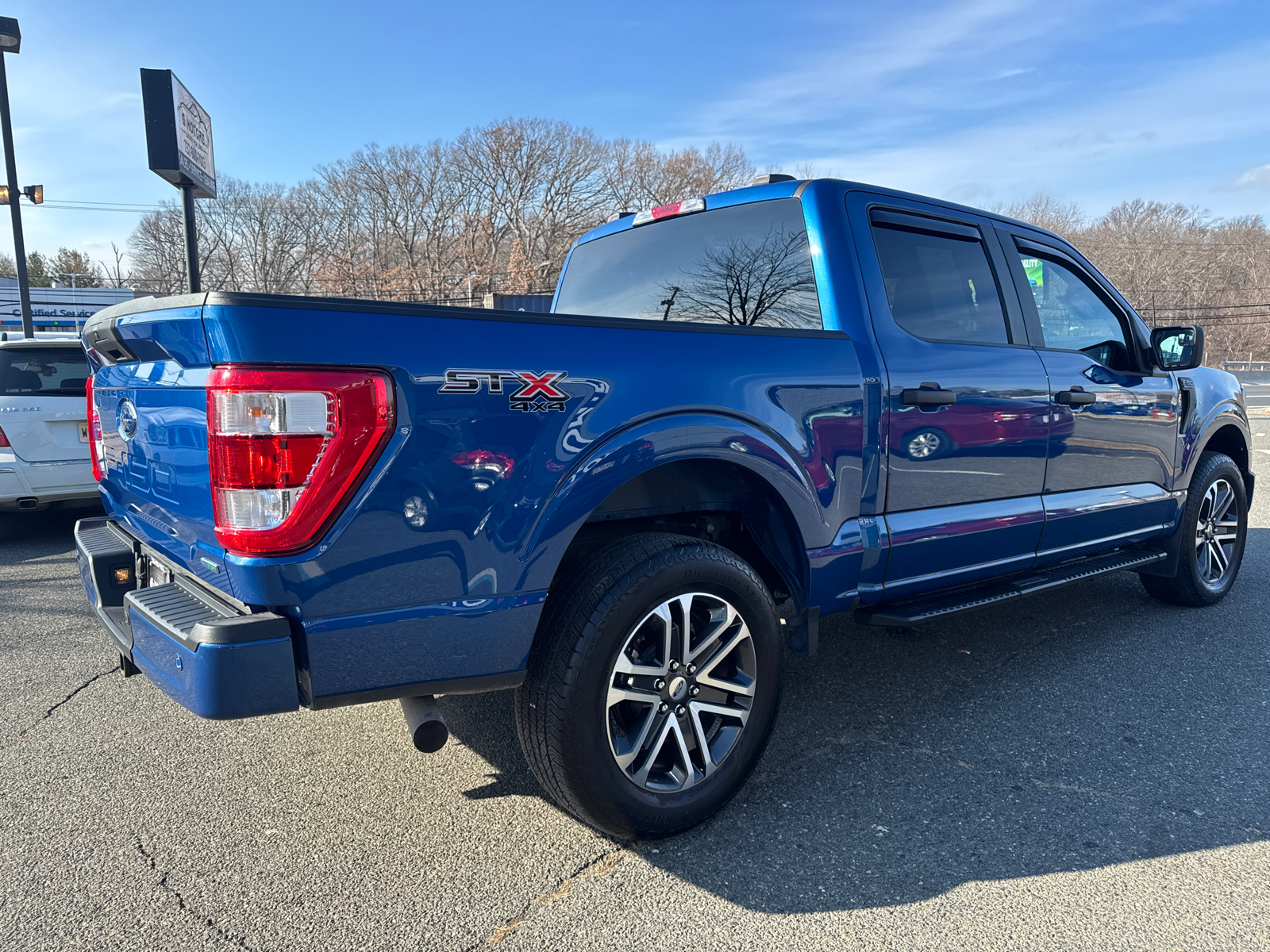 2023 Ford F150 SuperCrew Cab XL Pickup 4D 5 1/2 ft 10