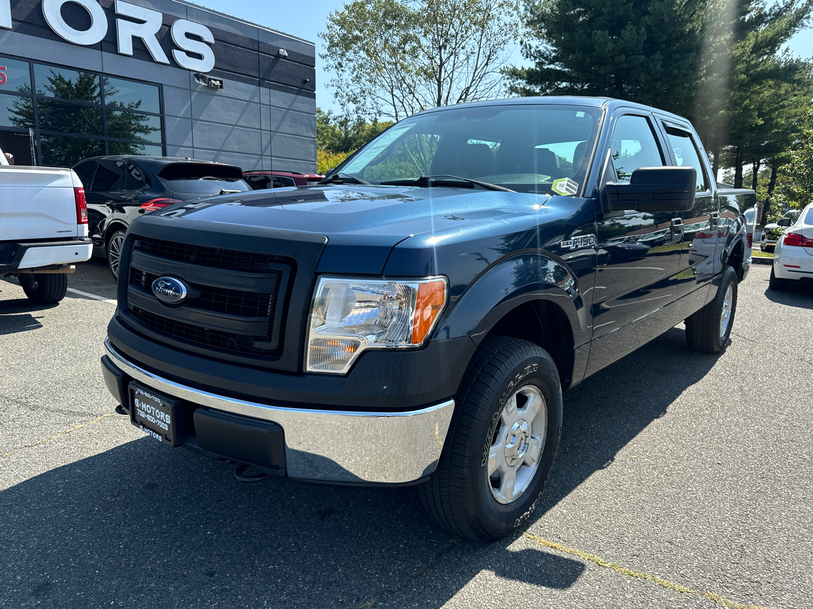 2013 Ford F150 SuperCrew Cab XLT Pickup 4D 5 1/2 ft 1