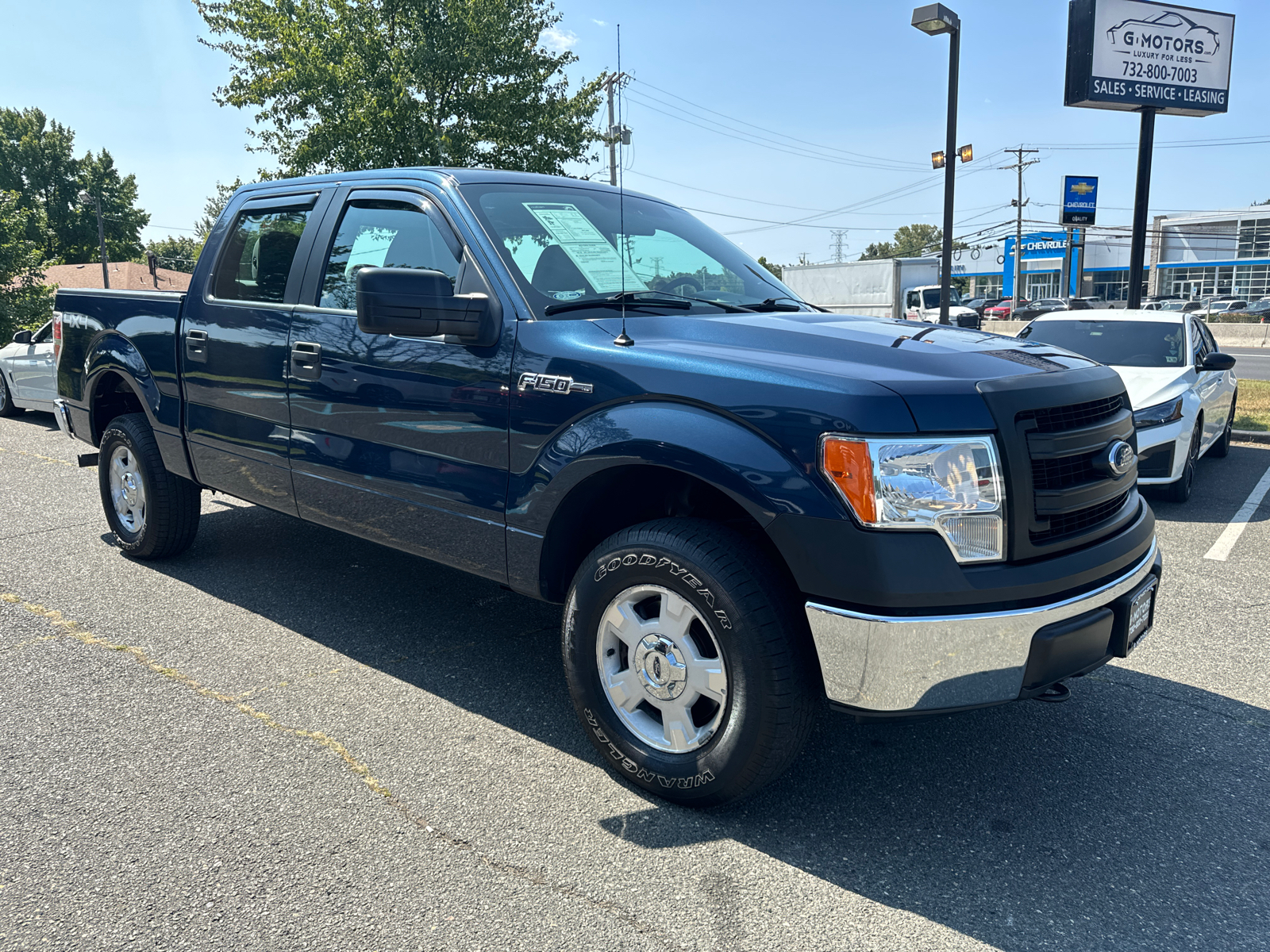 2013 Ford F150 SuperCrew Cab XLT Pickup 4D 5 1/2 ft 12