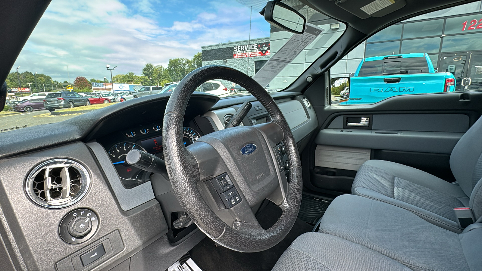 2014 Ford F-150  36