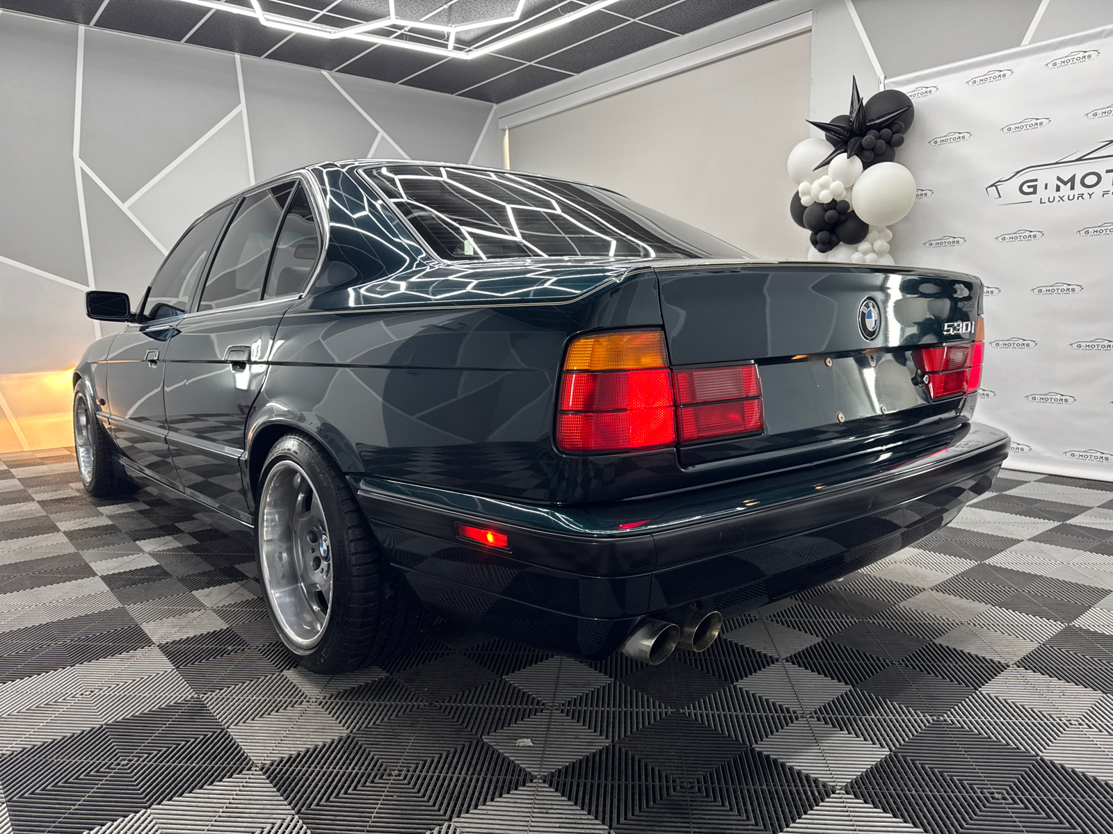 1995 BMW 5 Series 530i Sedan 4D 5