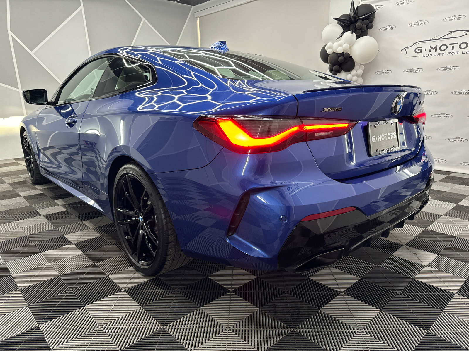 2021 BMW 4 Series M440i xDrive Coupe 2D 5