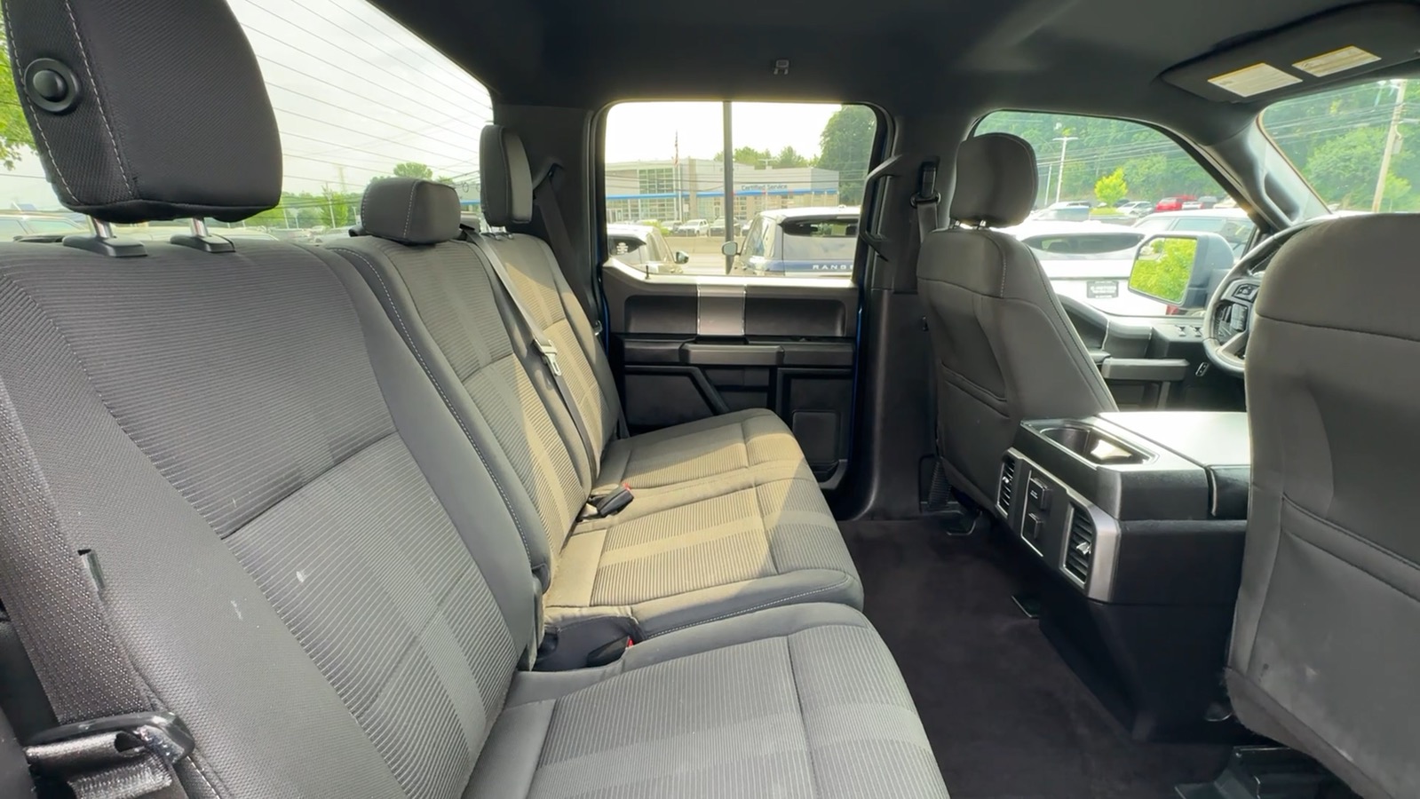 2015 Ford F150 SuperCrew Cab XLT Pickup 4D 5 1/2 ft 29