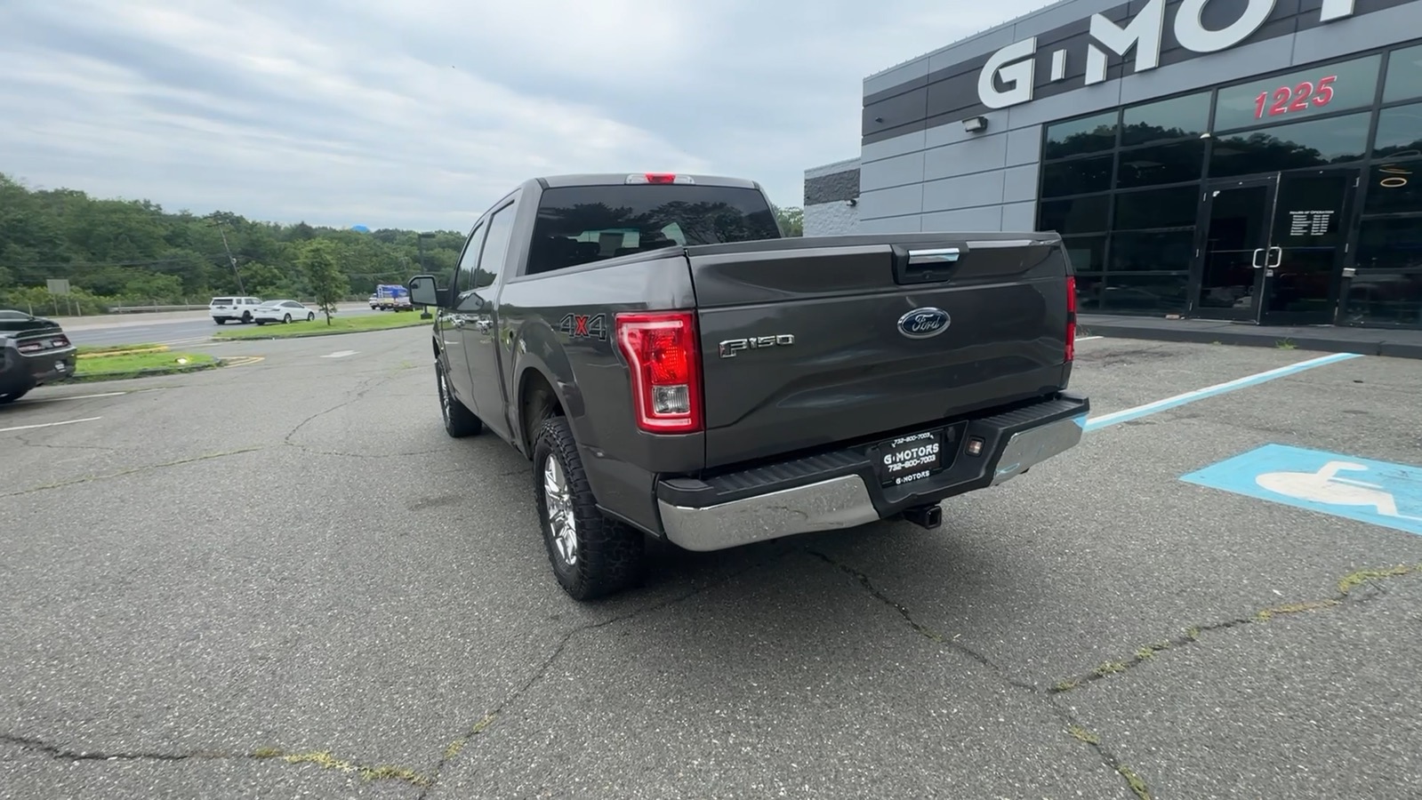 2015 Ford F150 SuperCrew Cab XLT Pickup 4D 6 1/2 ft 8