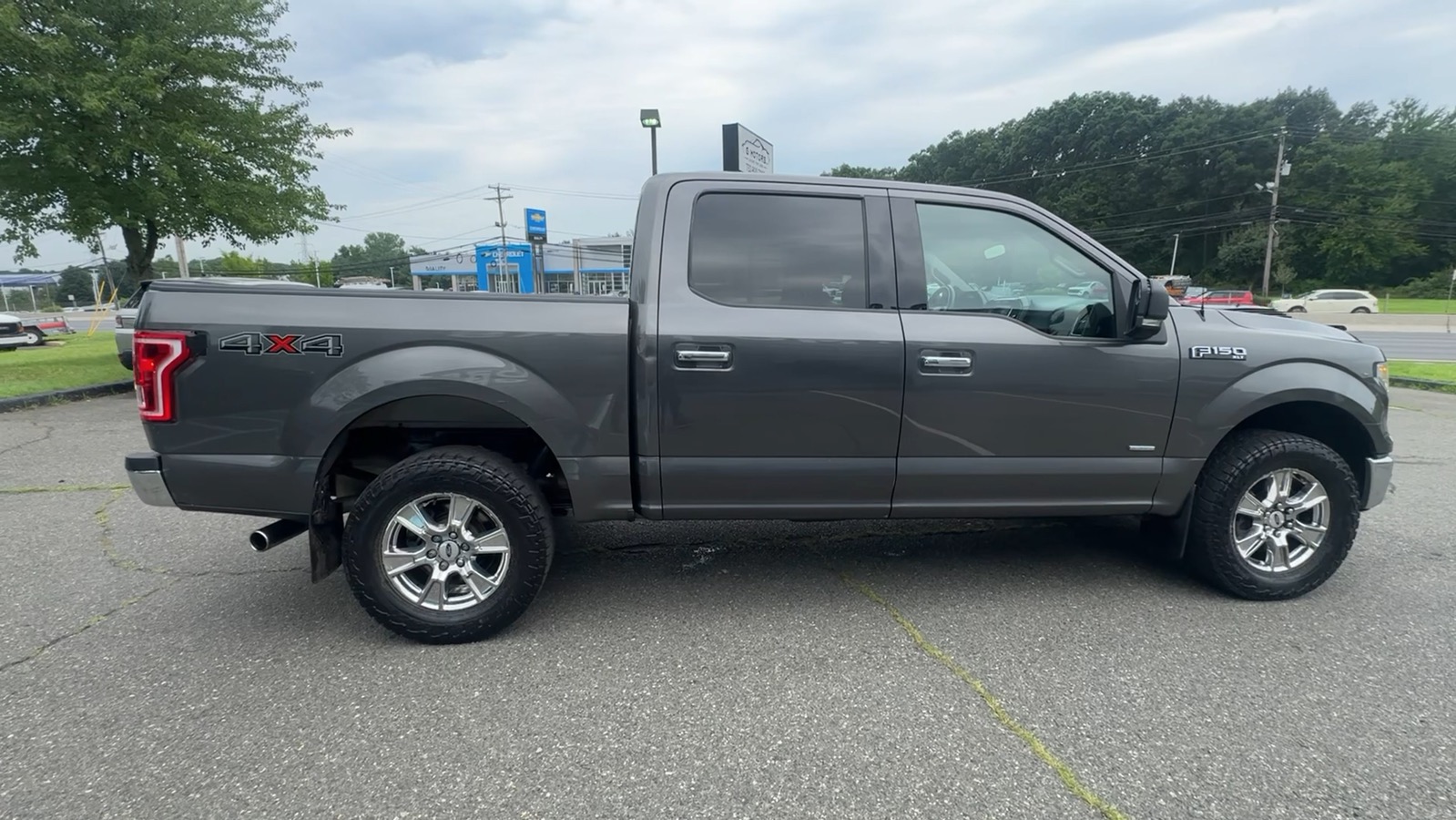 2015 Ford F150 SuperCrew Cab XLT Pickup 4D 6 1/2 ft 13