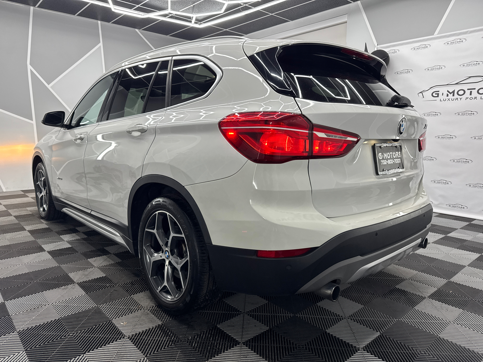 2016 BMW X1 xDrive28i Sport Utility 4D 5