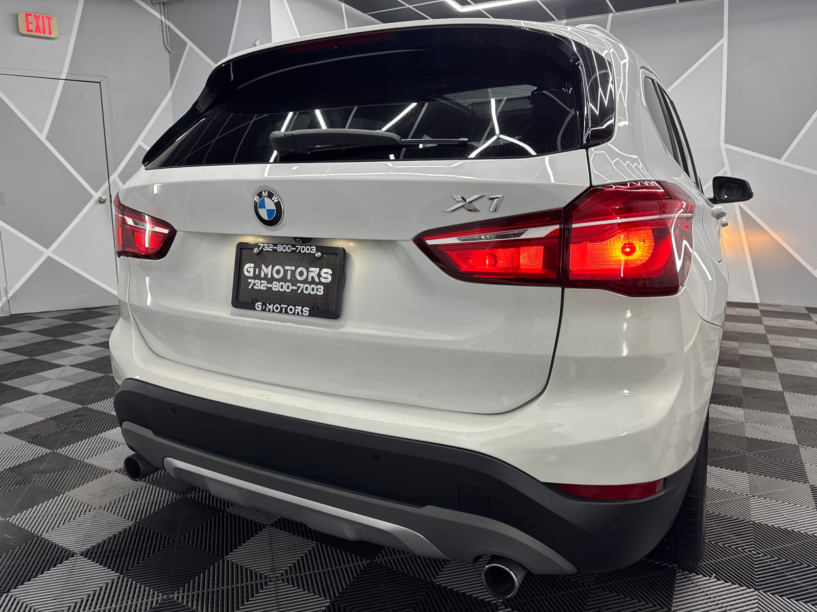 2016 BMW X1 xDrive28i Sport Utility 4D 8