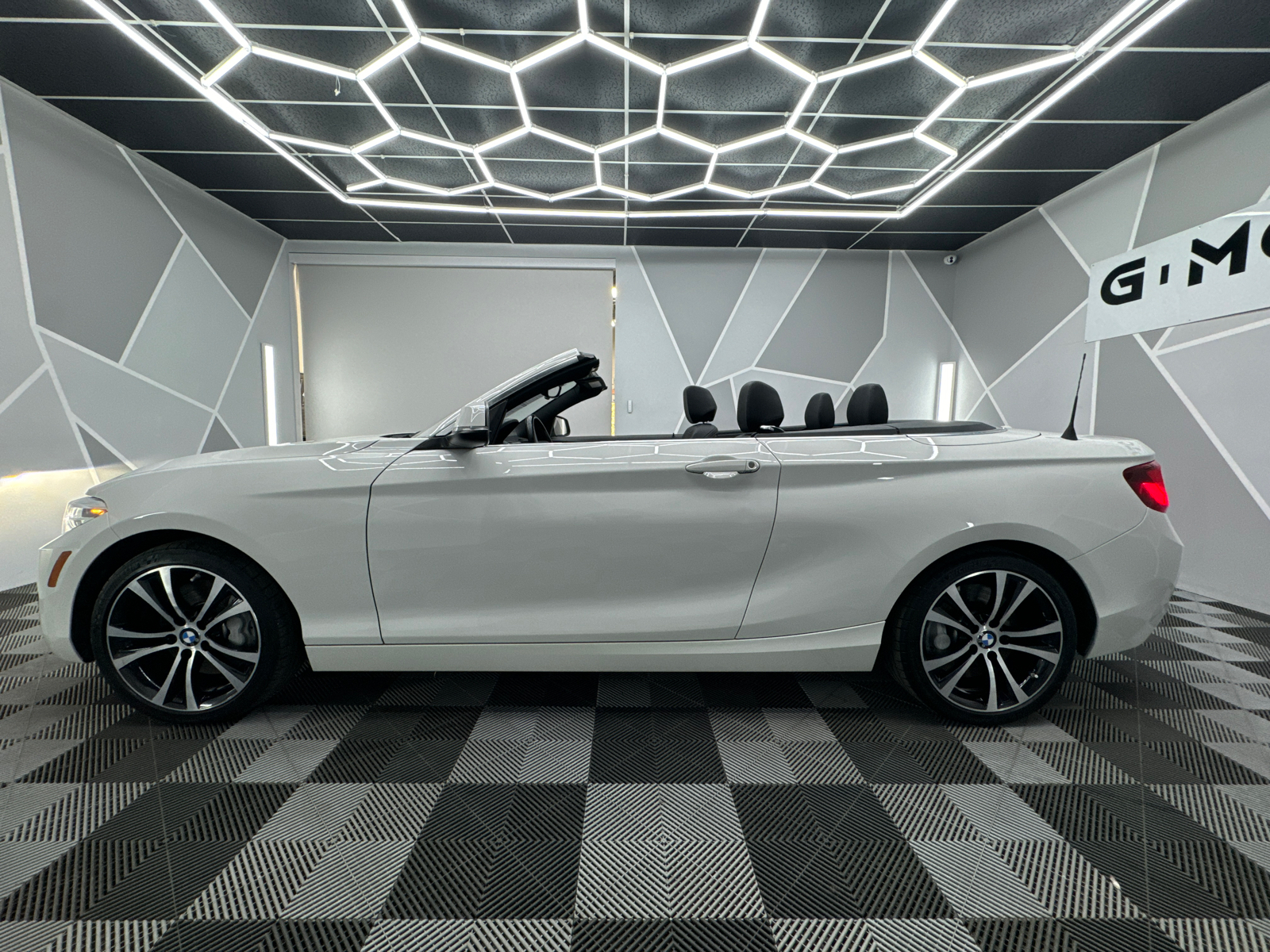 2021 BMW 2 Series 230i Convertible 2D 10