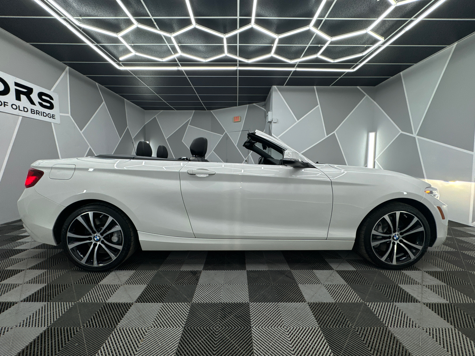 2021 BMW 2 Series 230i Convertible 2D 14