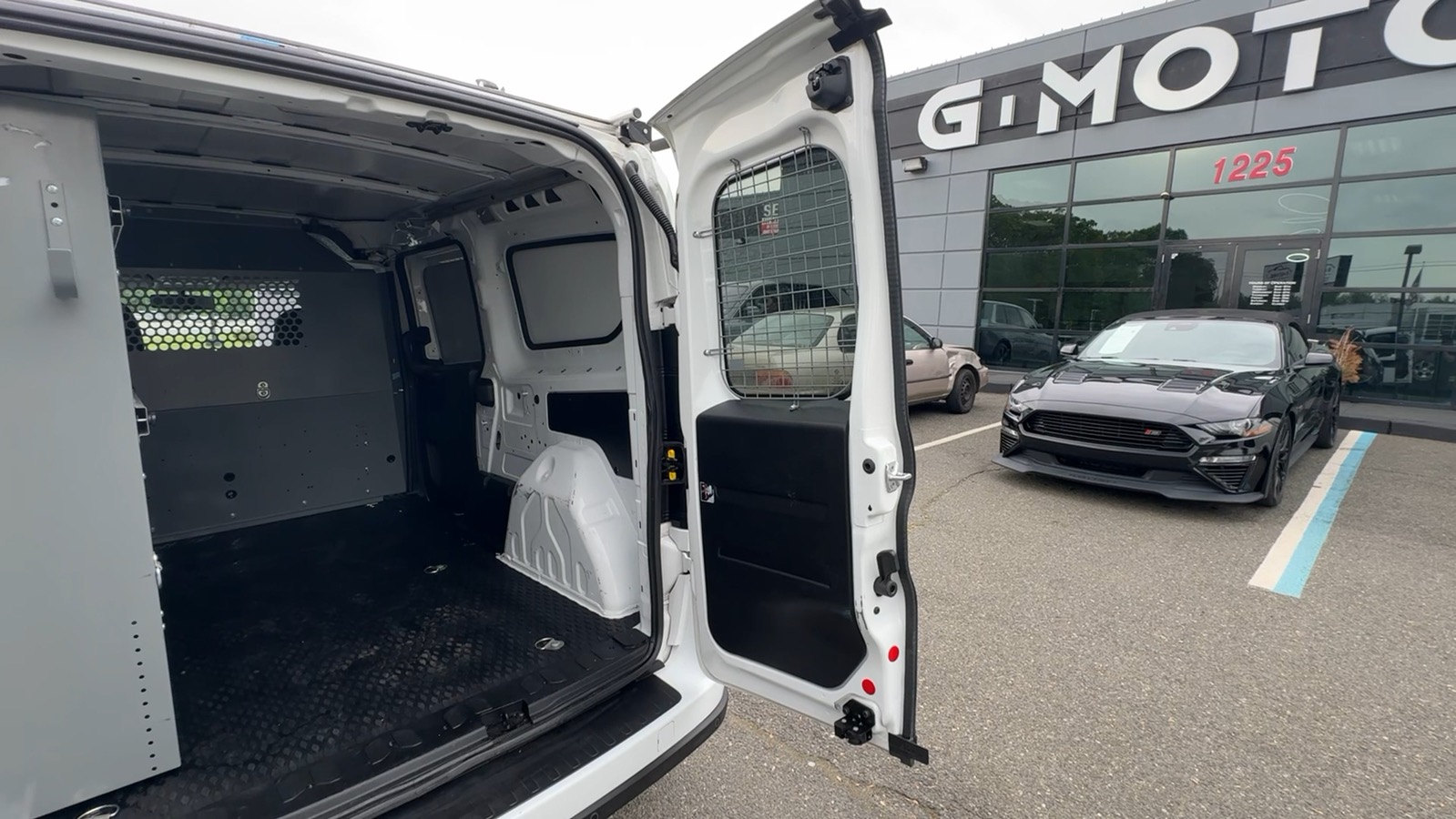 2018 Ram ProMaster City Wagon SLT Van 4D 37