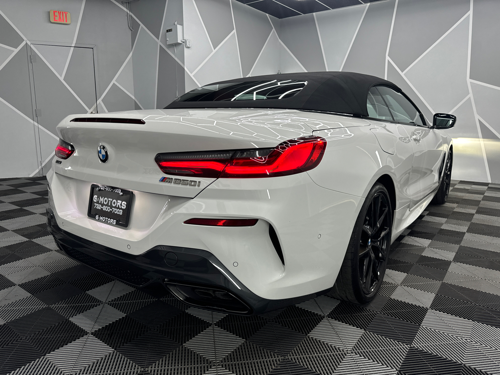 2022 BMW 8 Series M850i xDrive Convertible 2D 5