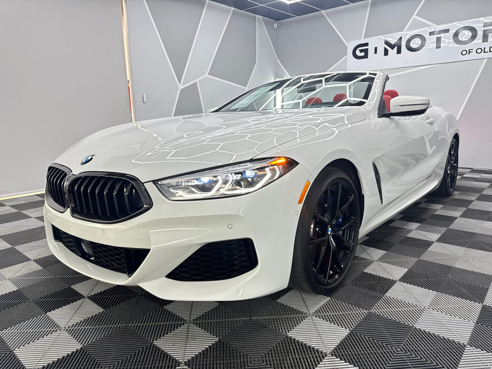 2022 BMW 8 Series M850i xDrive Convertible 2D 9