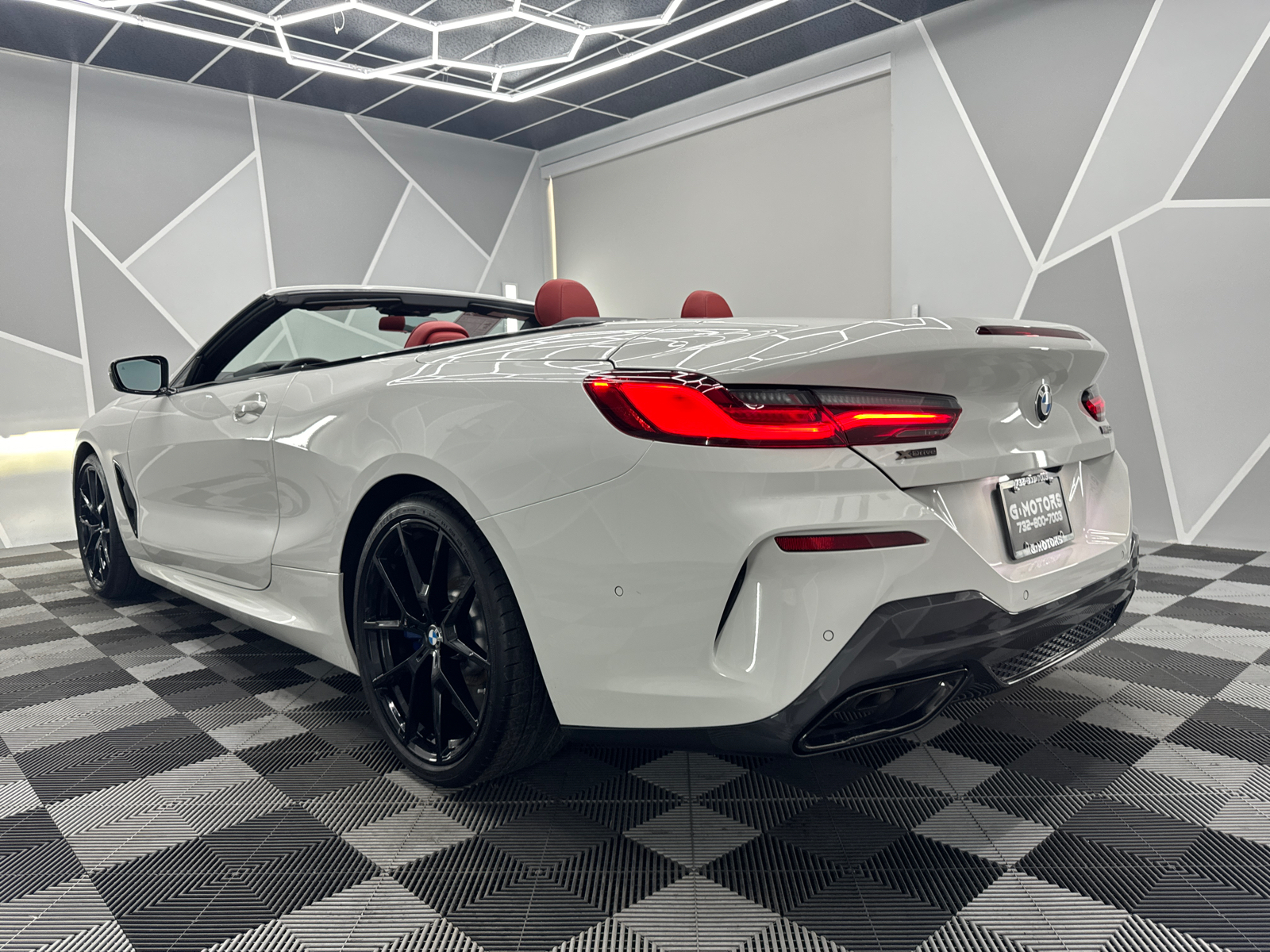 2022 BMW 8 Series M850i xDrive Convertible 2D 11