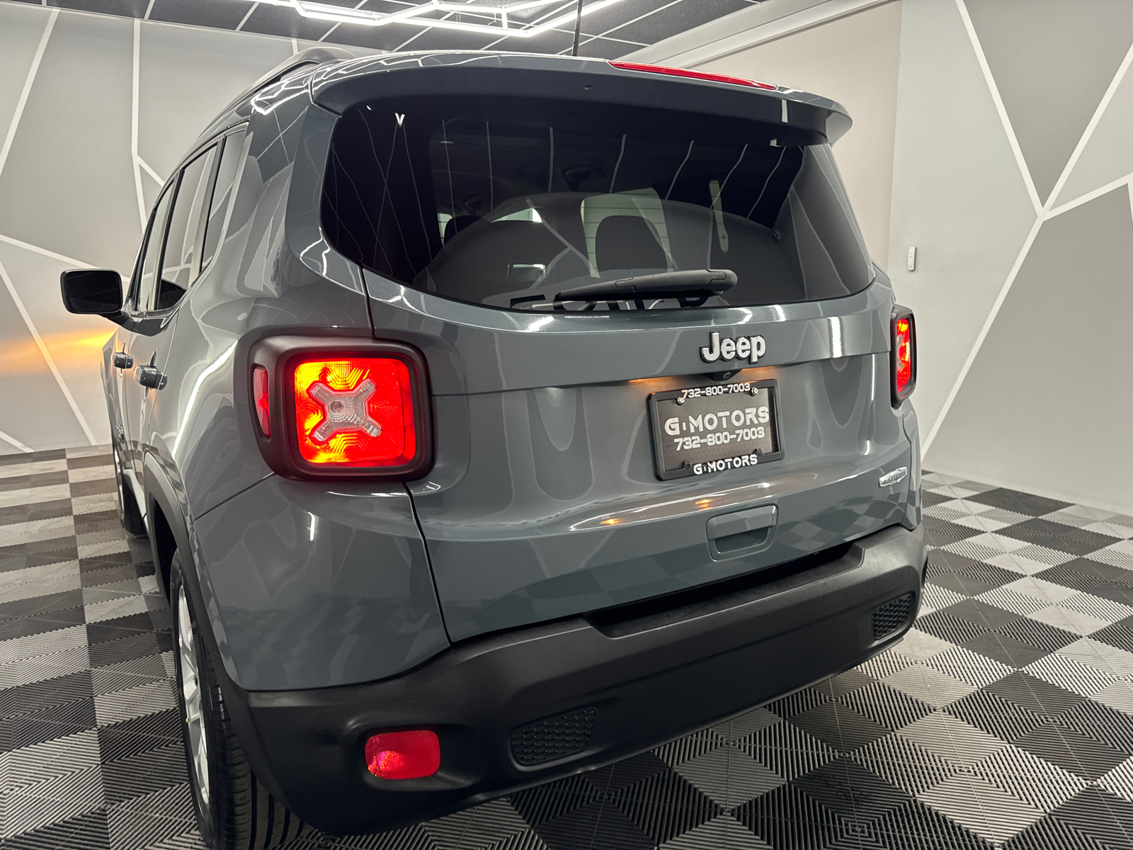 2018 Jeep Renegade Latitude Sport Utility 4D 6