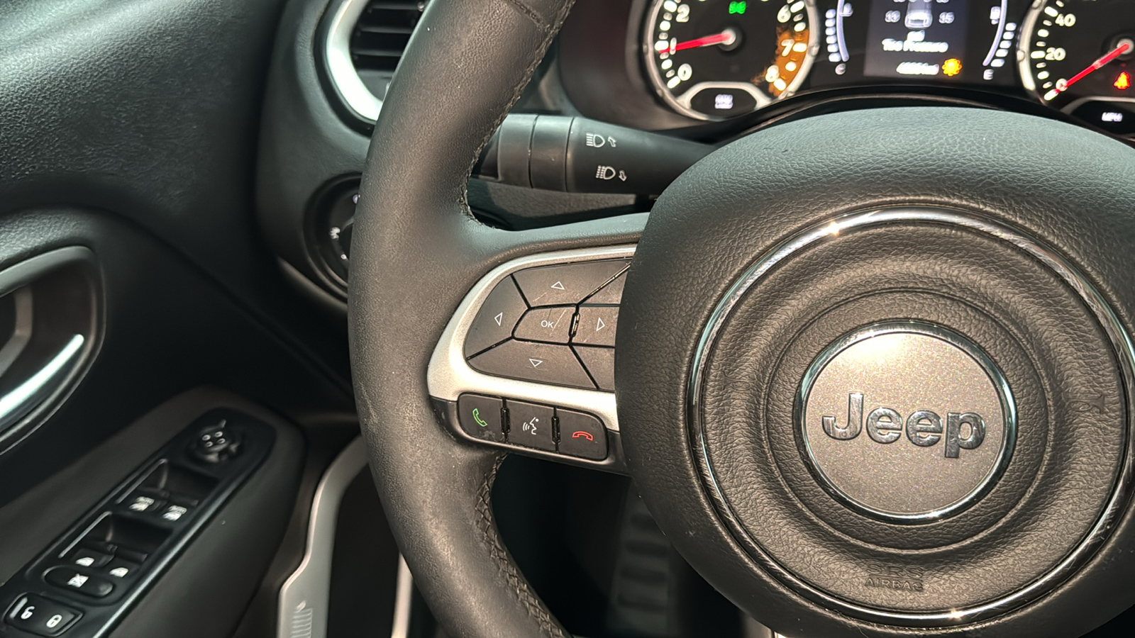 2018 Jeep Renegade Latitude Sport Utility 4D 43