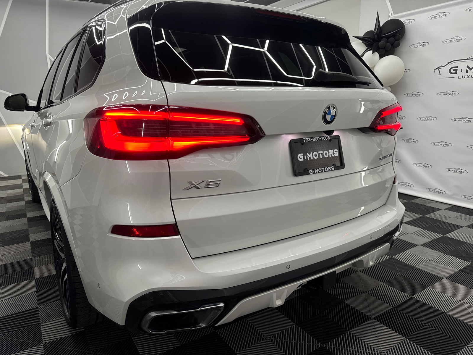 2022 BMW X5 sDrive40i Sport Utility 4D 6