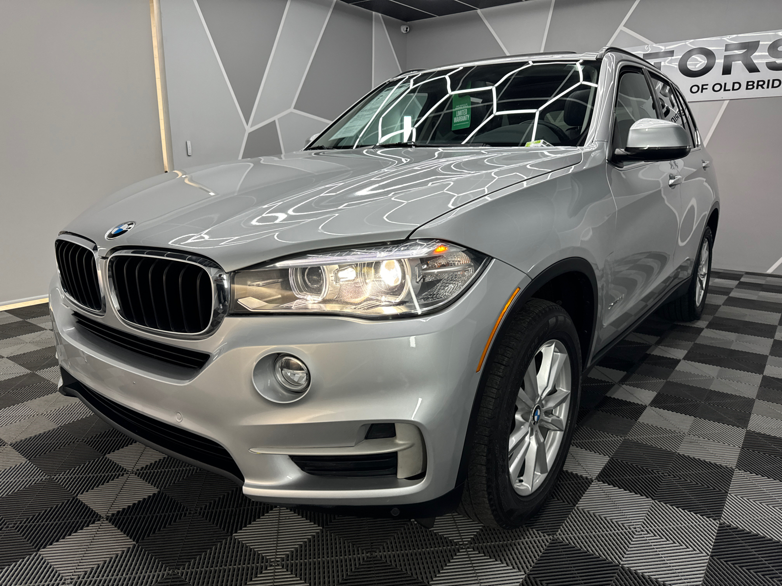 2015 BMW X5 xDrive35i Sport Utility 4D 1