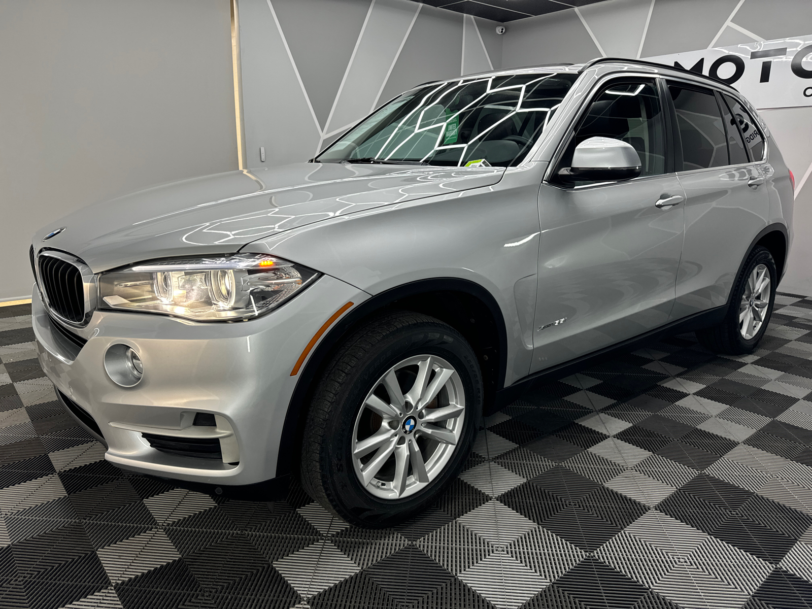 2015 BMW X5 xDrive35i Sport Utility 4D 2