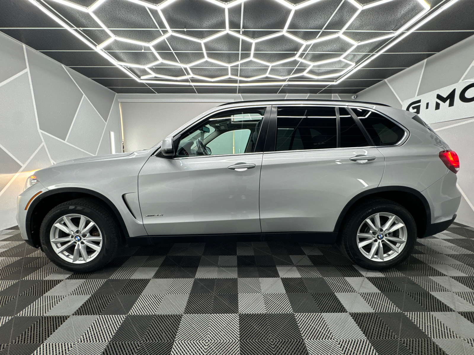 2015 BMW X5 xDrive35i Sport Utility 4D 3