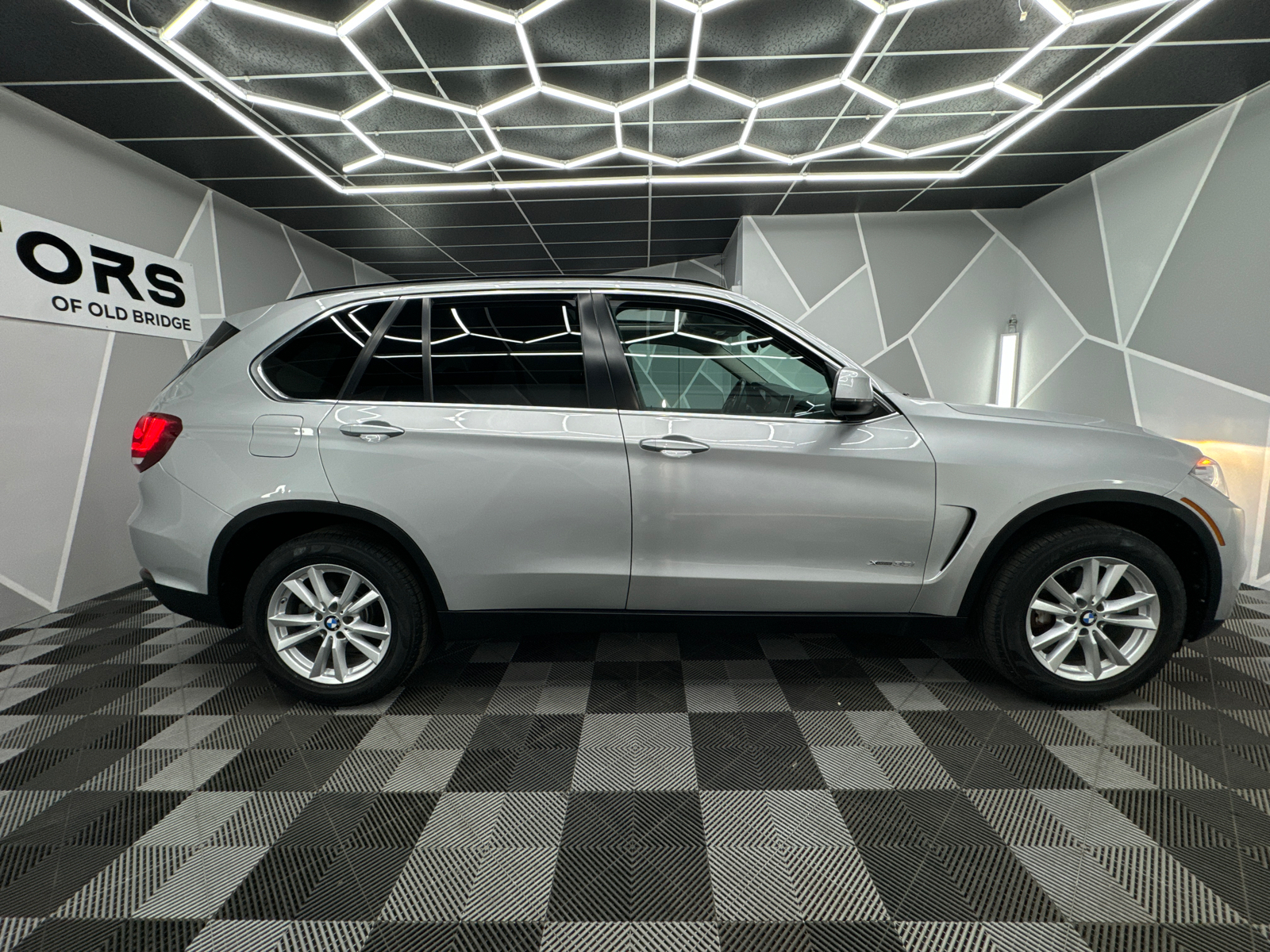 2015 BMW X5 xDrive35i Sport Utility 4D 11