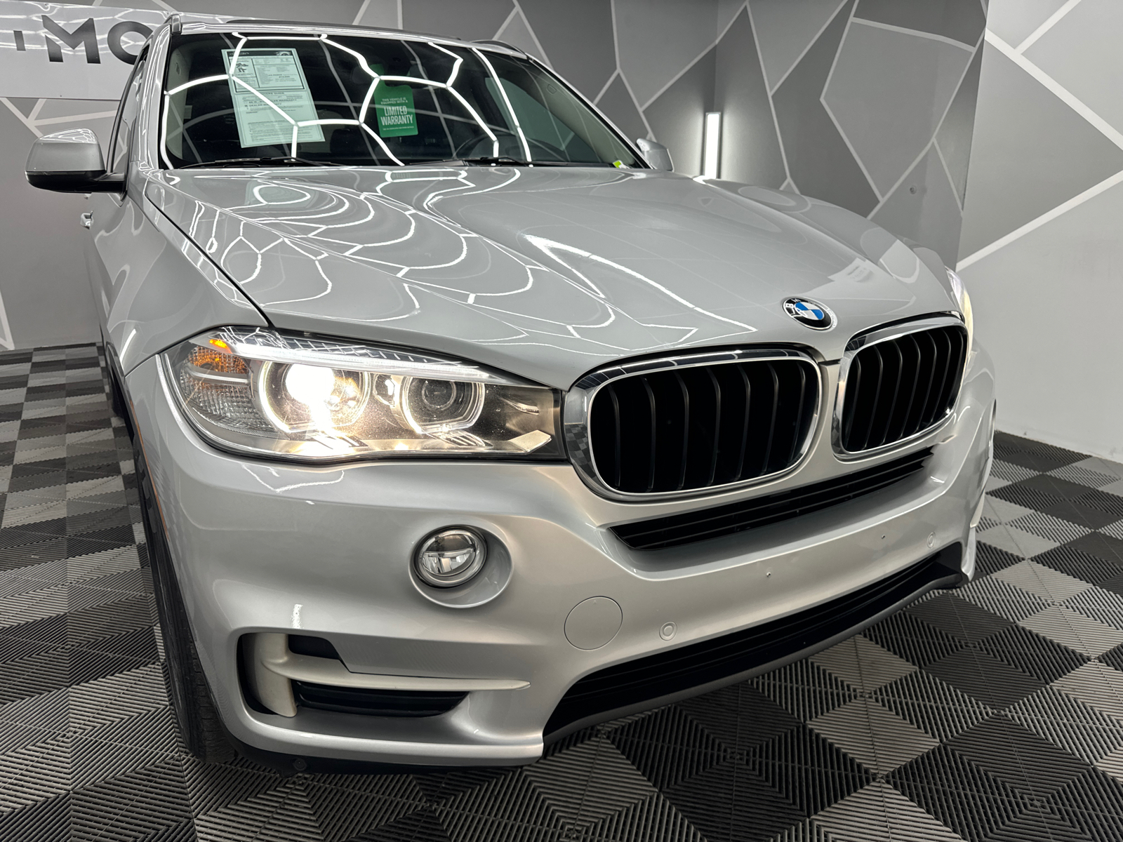 2015 BMW X5 xDrive35i Sport Utility 4D 14