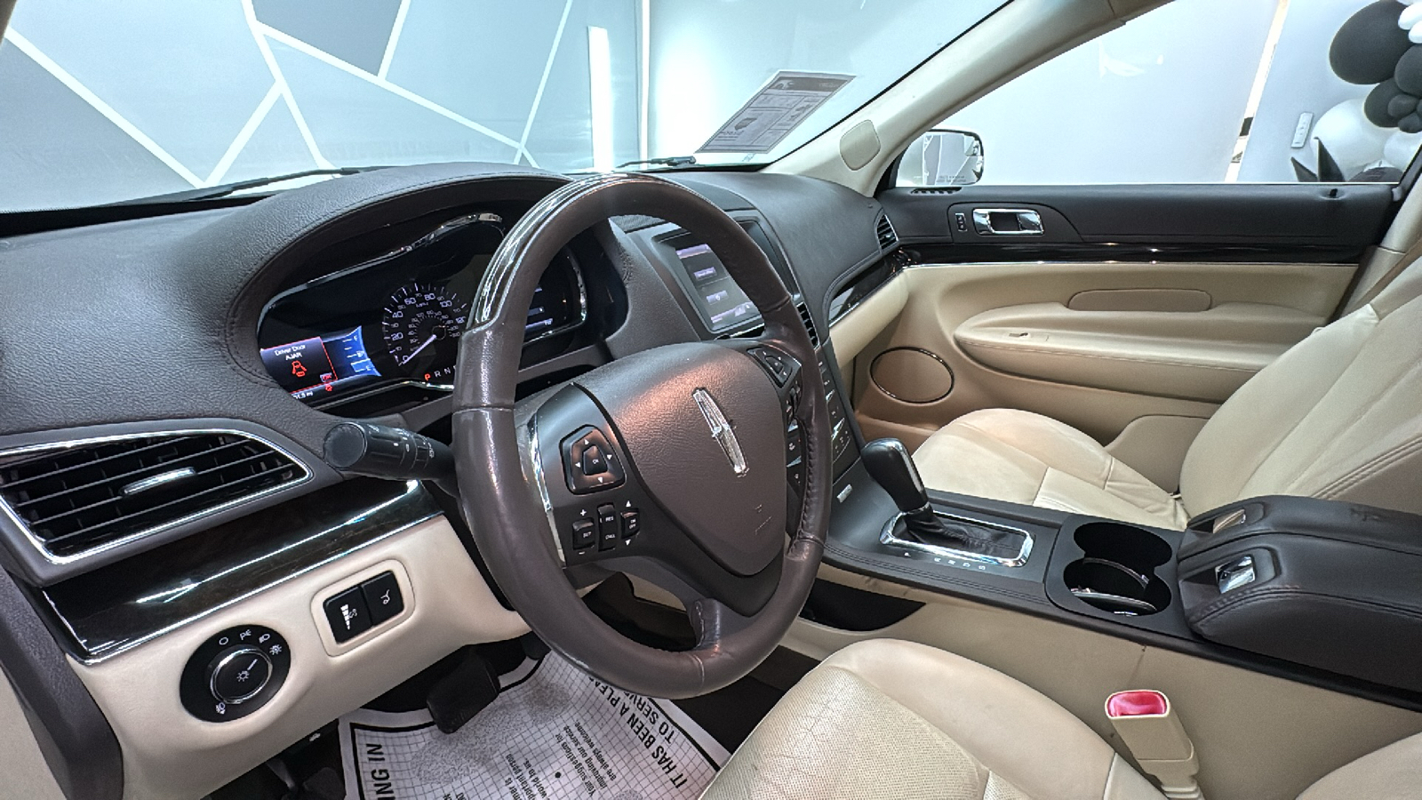 2014 Lincoln MKT Sport Utility 4D 40