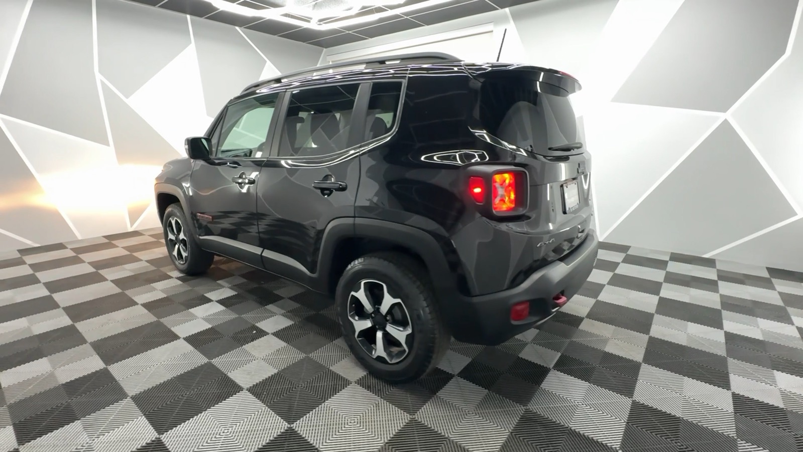 2020 Jeep Renegade Trailhawk Sport Utility 4D 6