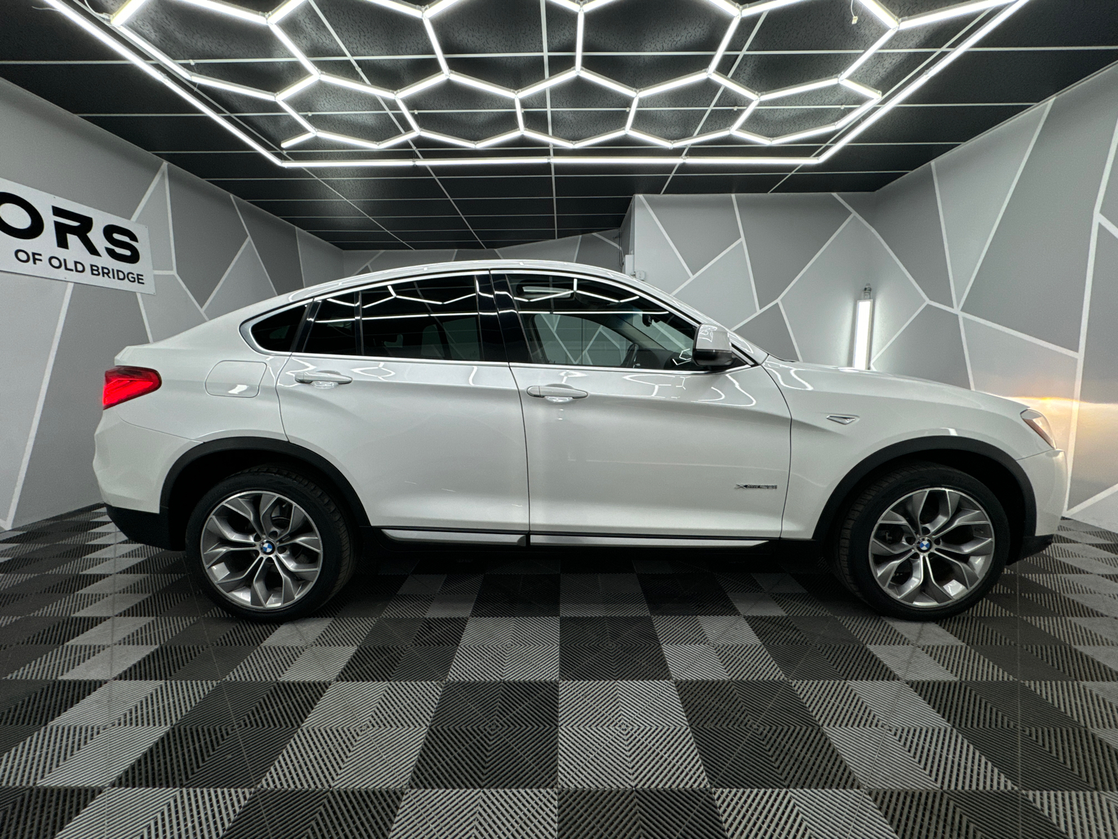 2015 BMW X4 xDrive28i Sport Utility 4D 11