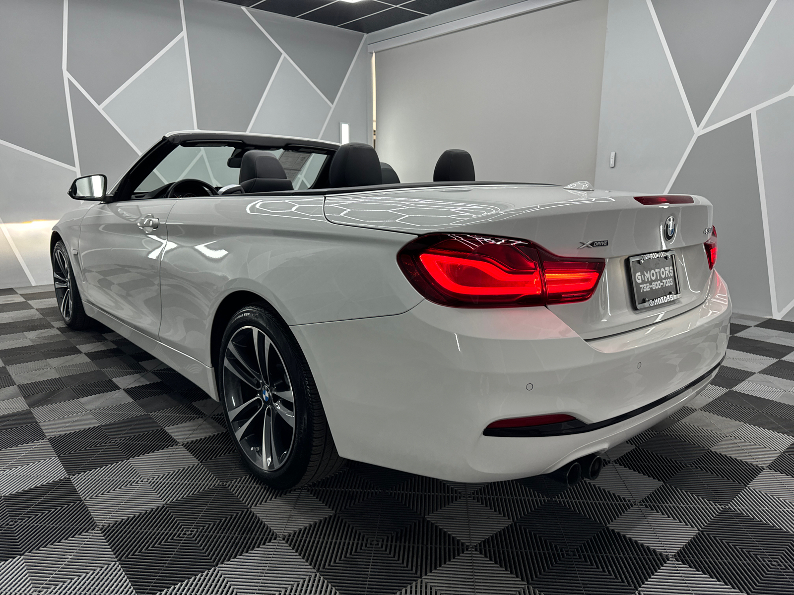 2020 BMW 4 Series 430i xDrive Convertible 2D 11