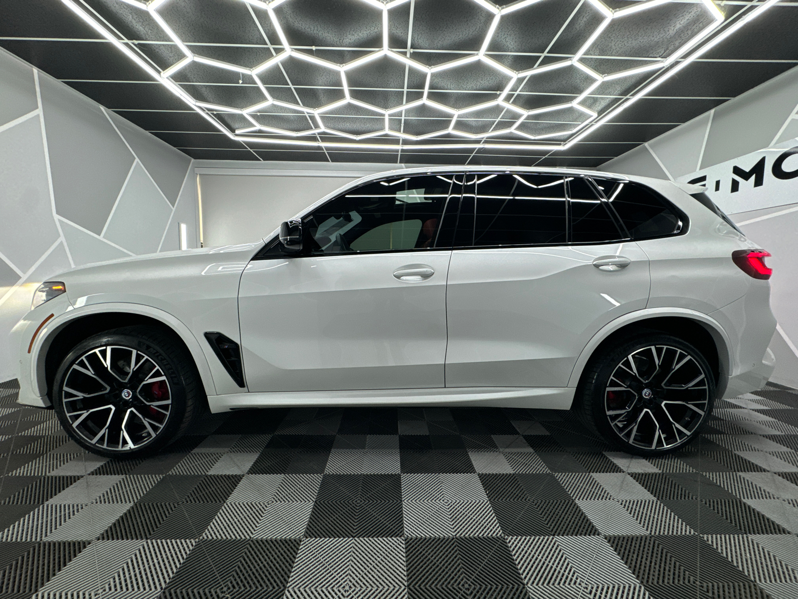 2023 BMW X5 M Sport Utility 4D 2