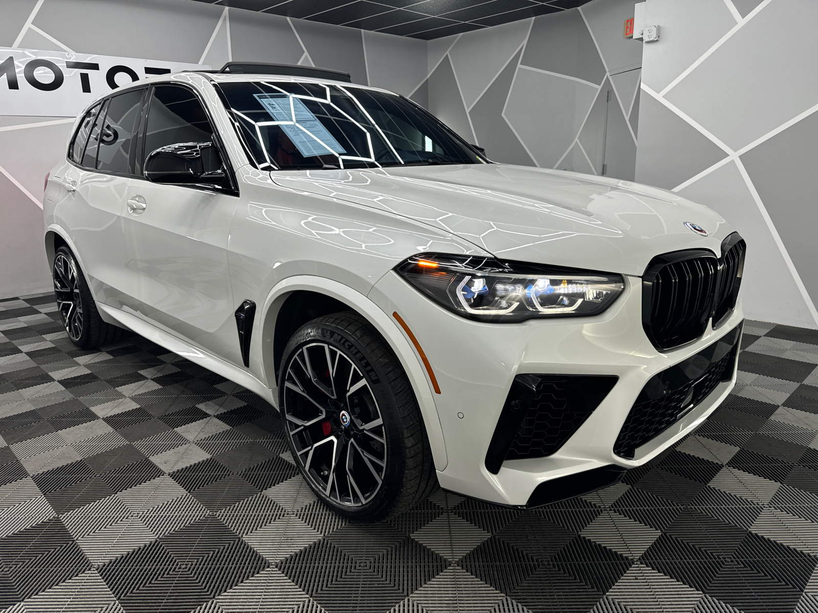 2023 BMW X5 M Sport Utility 4D 9