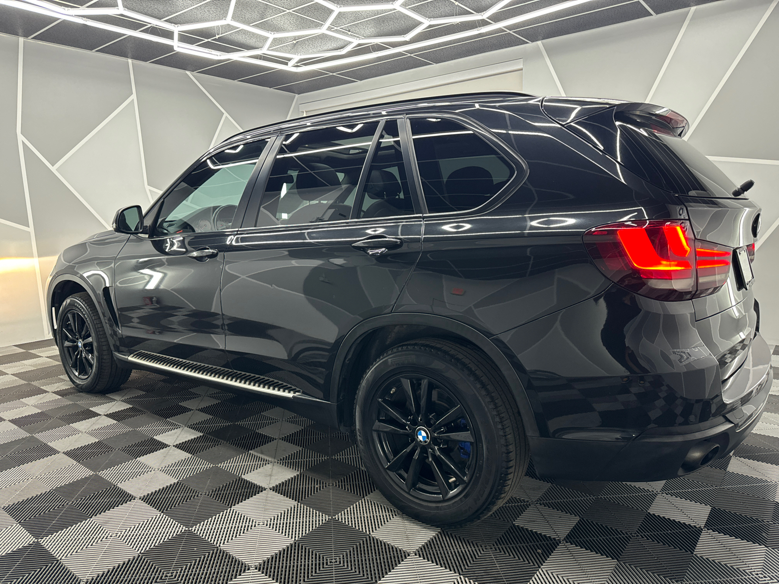 2015 BMW X5 xDrive35i Sport Utility 4D 4