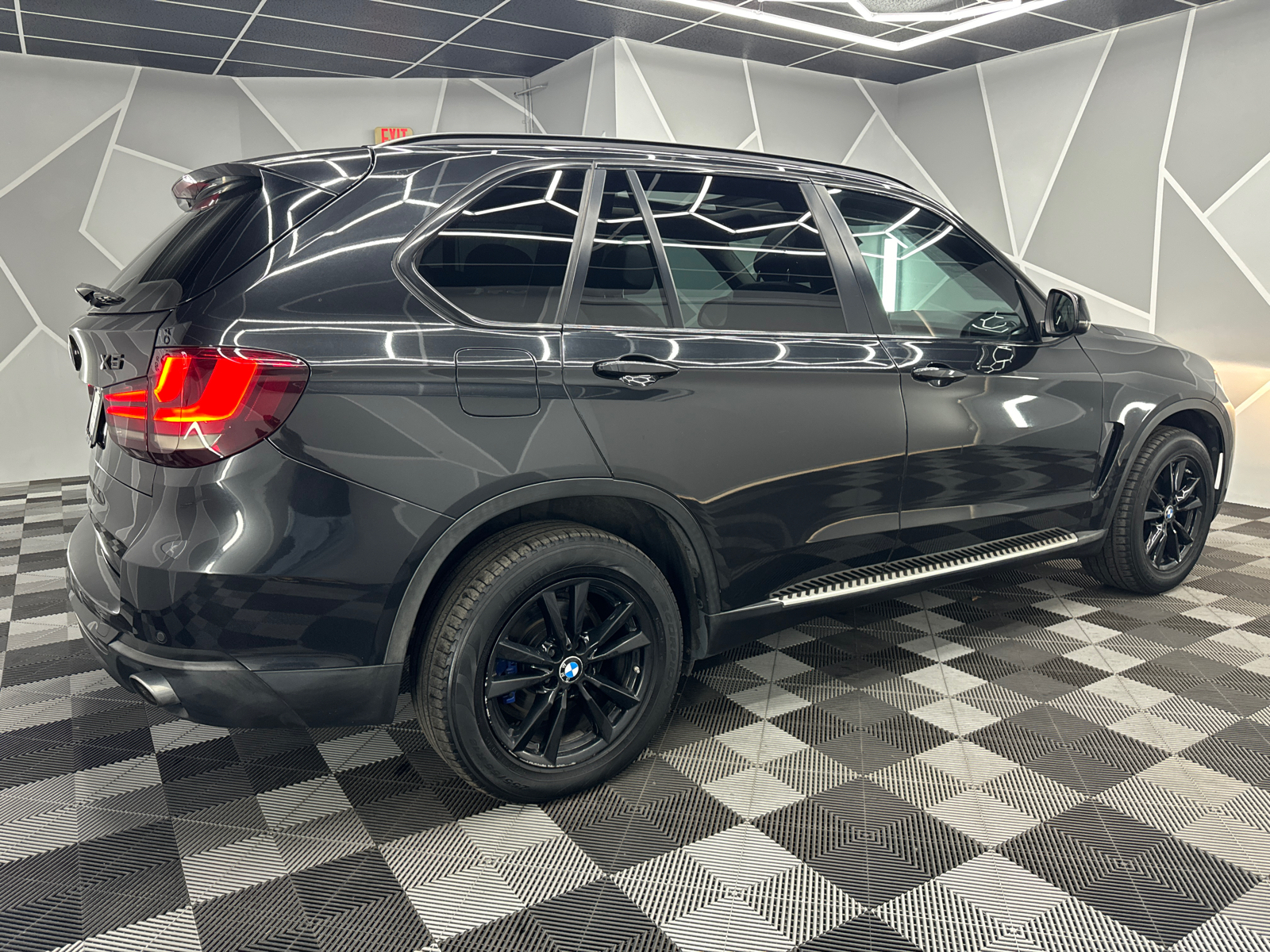 2015 BMW X5 xDrive35i Sport Utility 4D 10