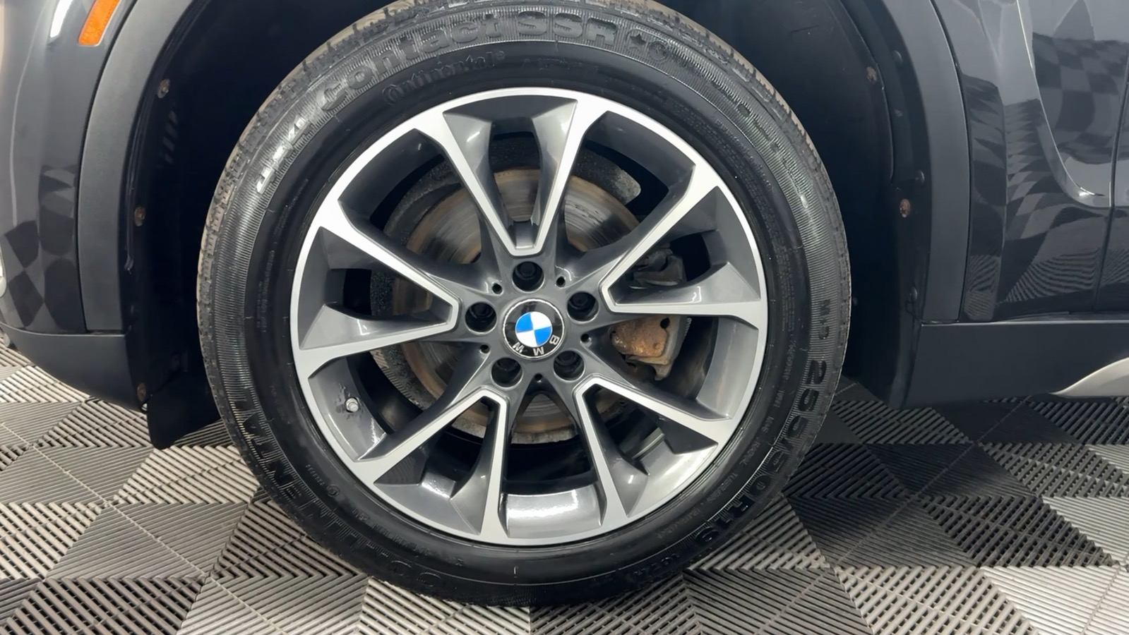 2016 BMW X5 xDrive35i Sport Utility 4D 24