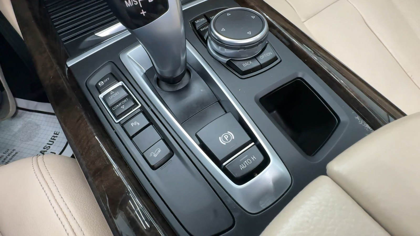 2016 BMW X5 xDrive35i Sport Utility 4D 55