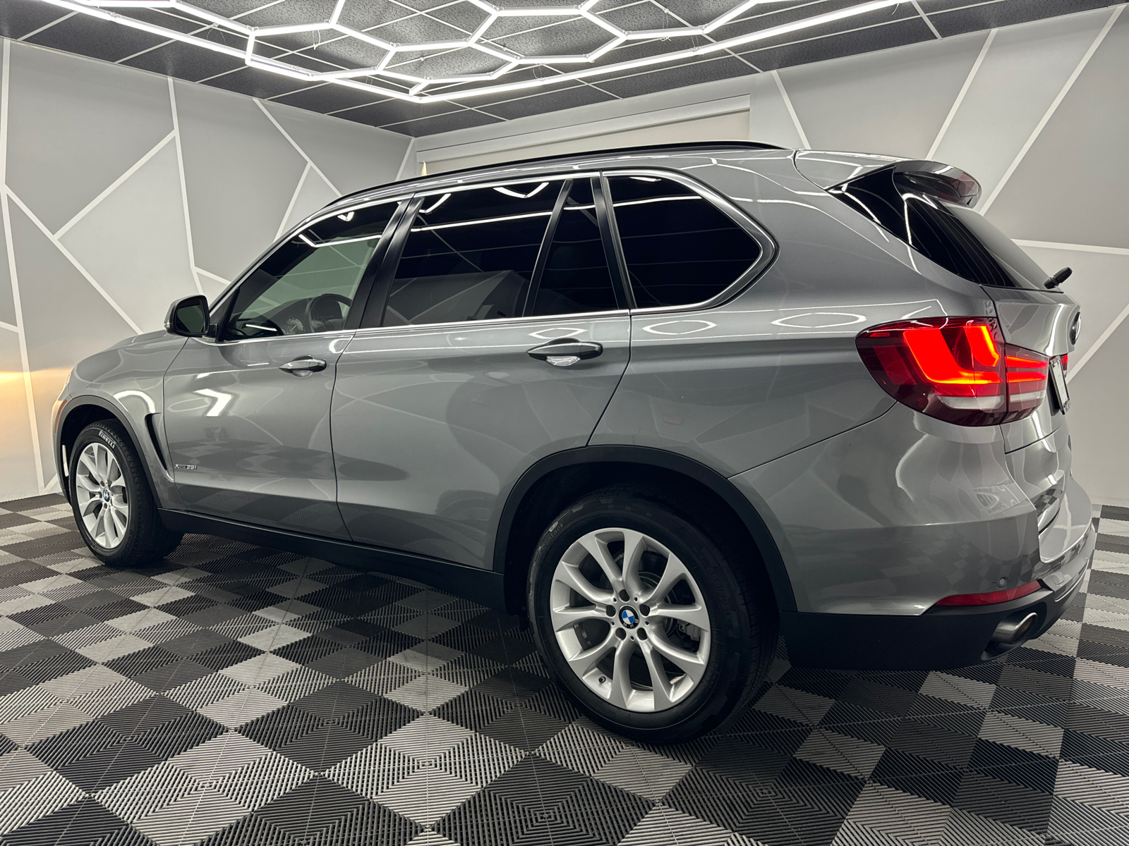 2016 BMW X5  4