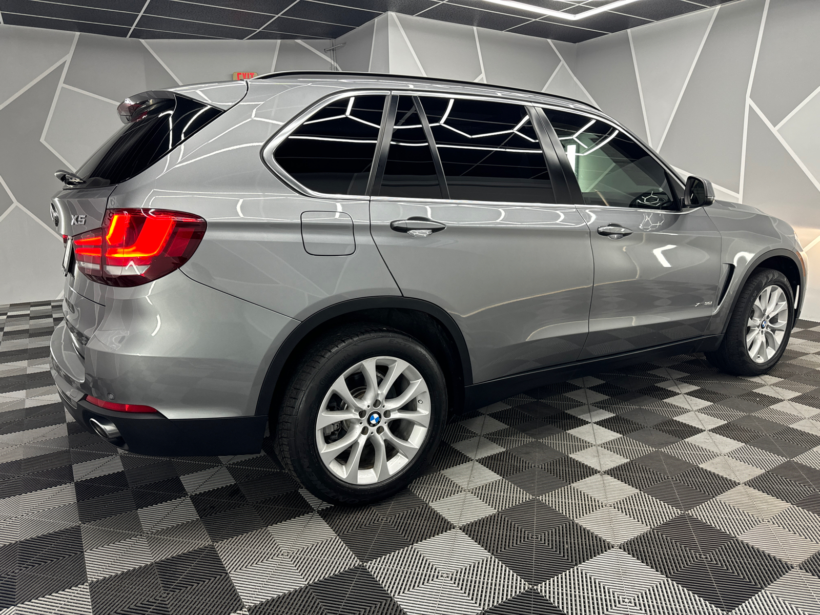 2016 BMW X5  10