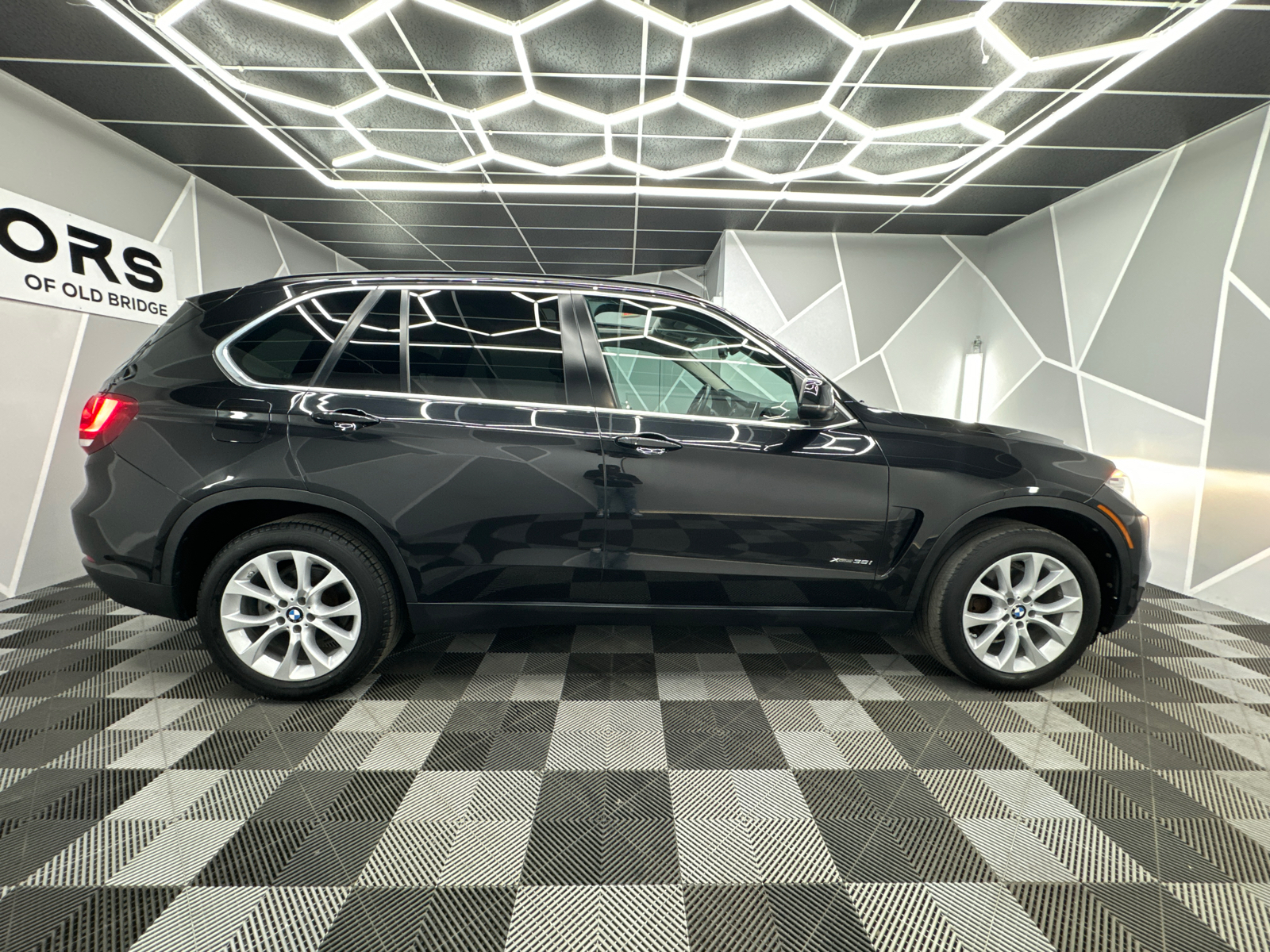 2016 BMW X5 xDrive35i Sport Utility 4D 11