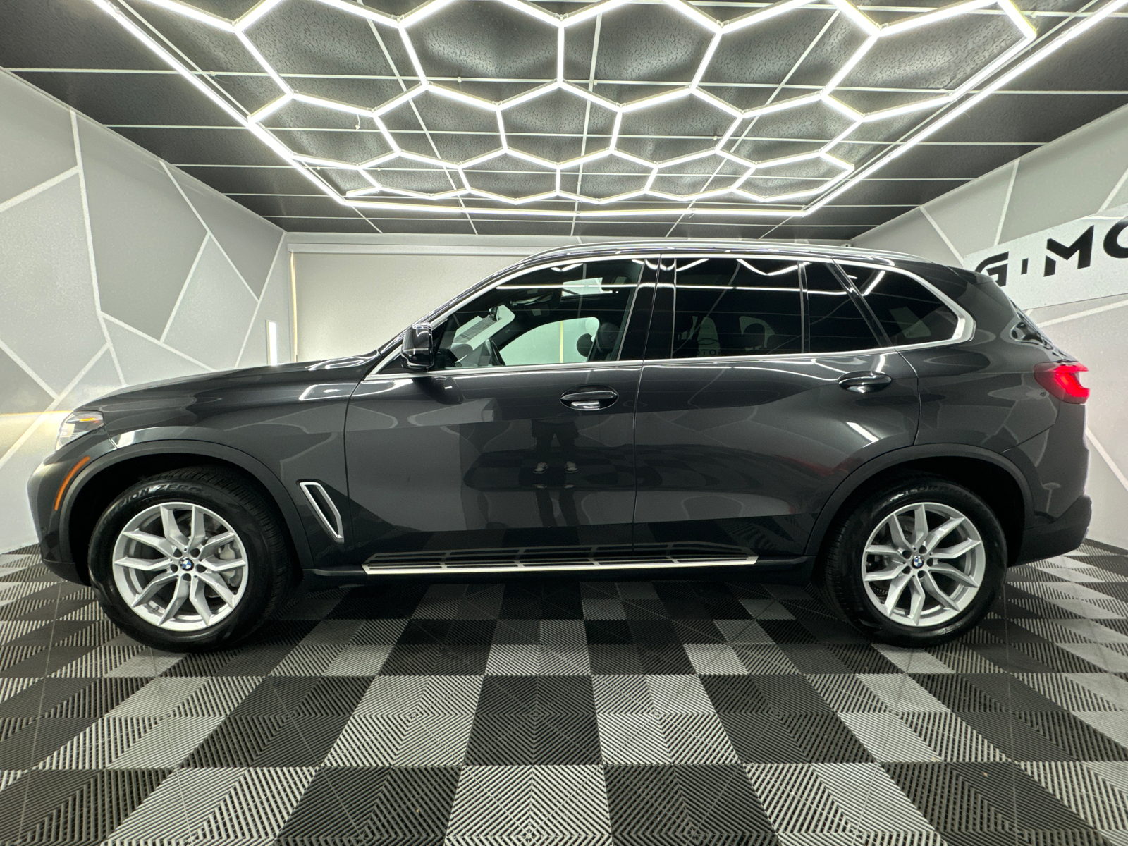 2023 BMW X5  3