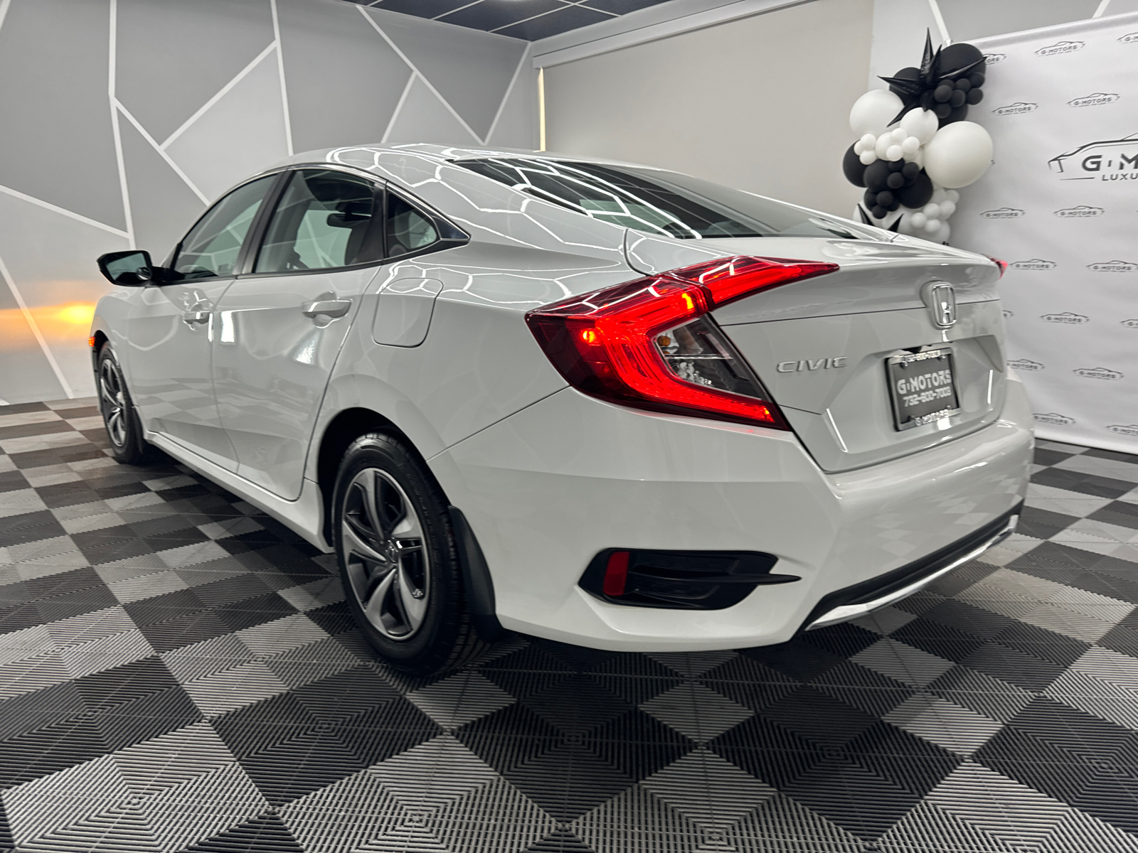 2019 Honda Civic LX Sedan 4D 5