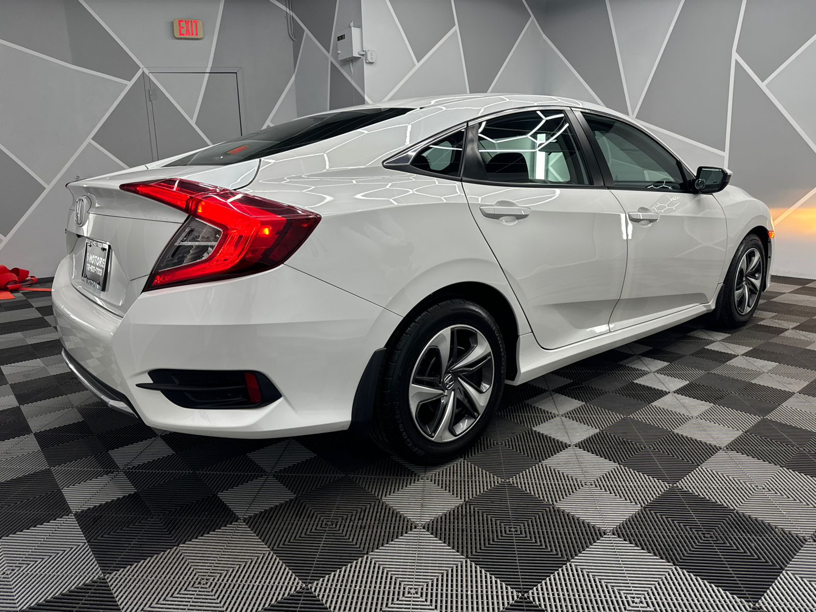 2019 Honda Civic LX Sedan 4D 10