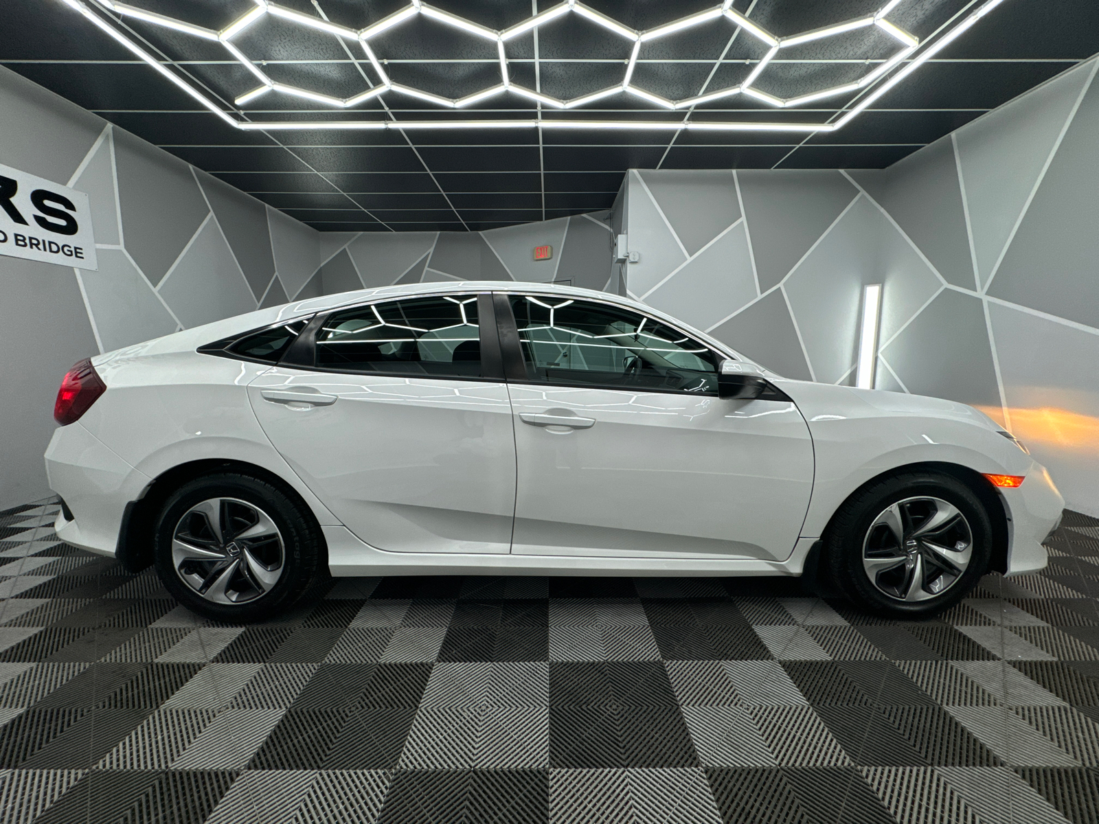 2019 Honda Civic LX Sedan 4D 11