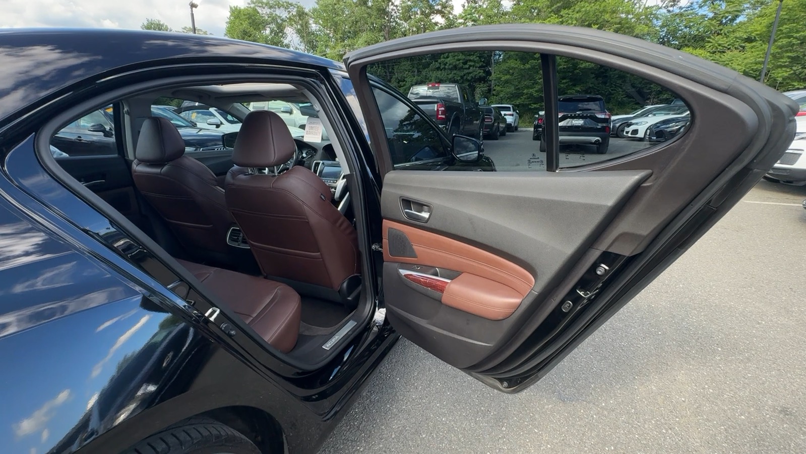 2015 Acura TLX 3.5 Sedan 4D 23