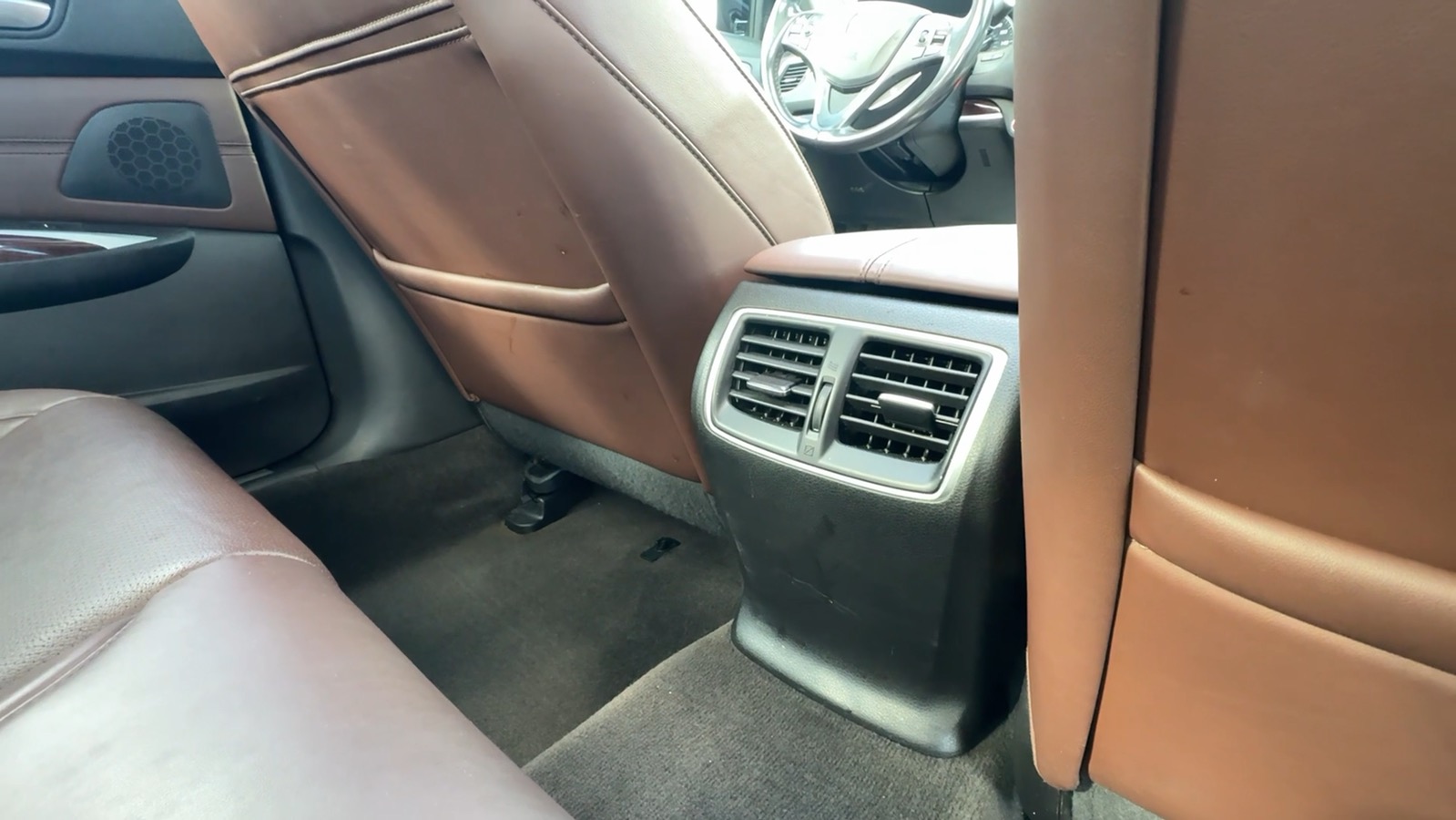 2015 Acura TLX 3.5 Sedan 4D 30