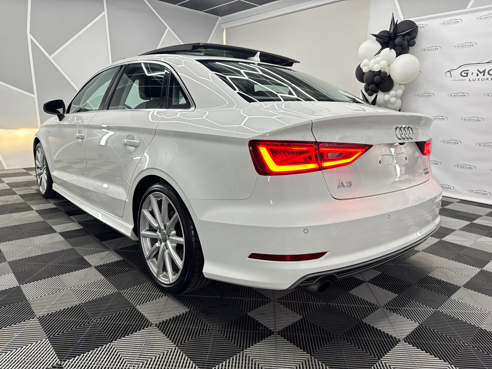 2016 Audi A3 2.0T Premium Plus Sedan 4D 5