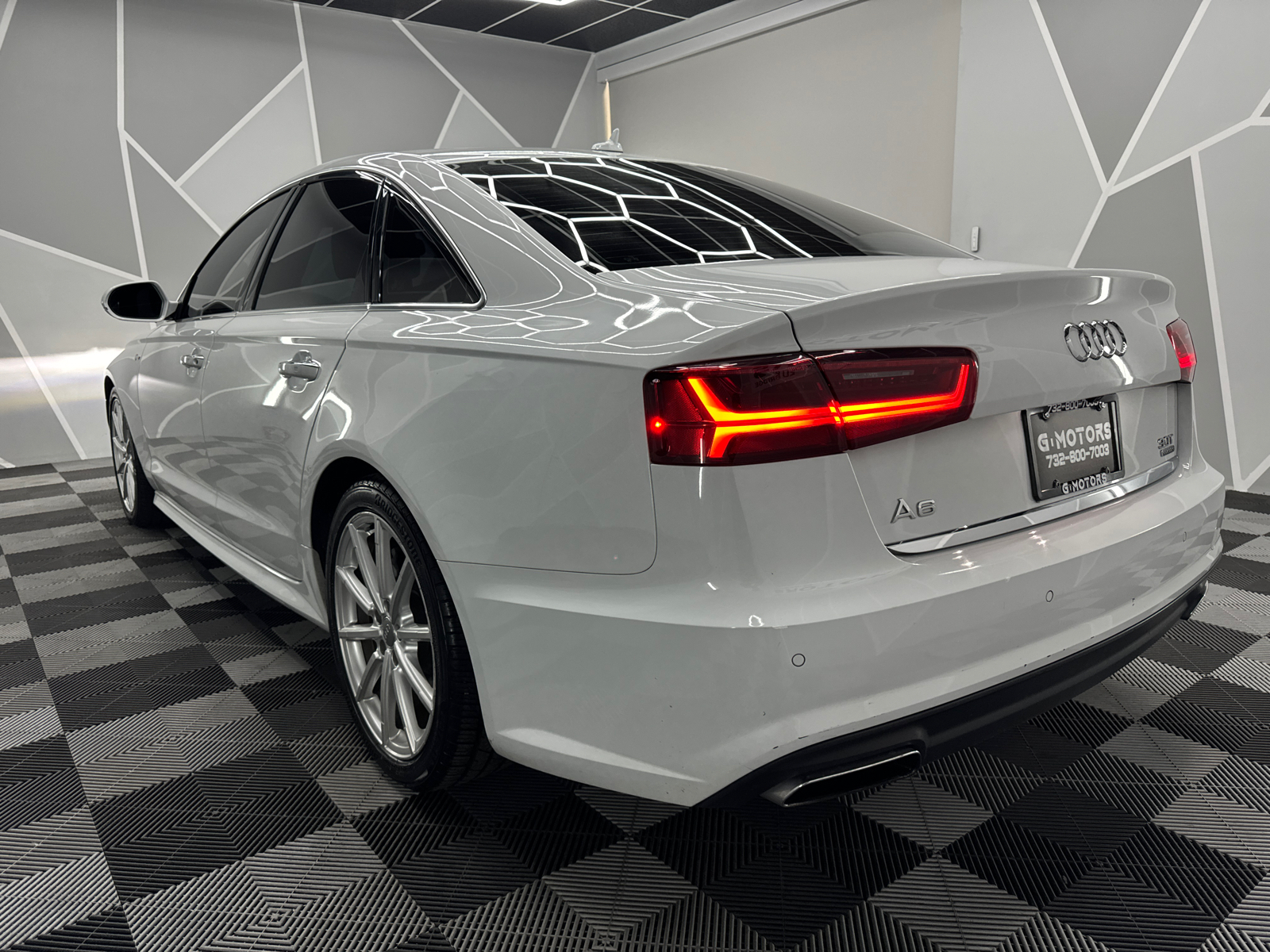 2018 Audi A6 3.0T Premium Plus Sedan 4D 5