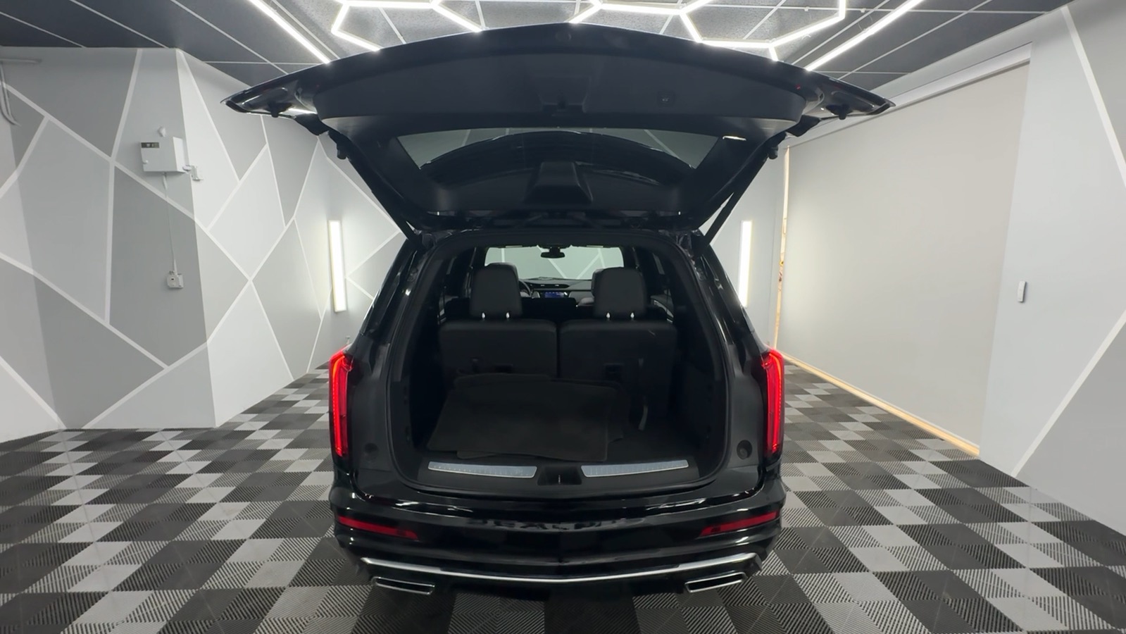 2021 Cadillac XT6 Luxury Sport Utility 4D 18