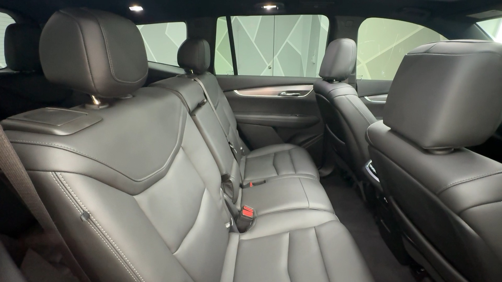 2021 Cadillac XT6 Luxury Sport Utility 4D 26