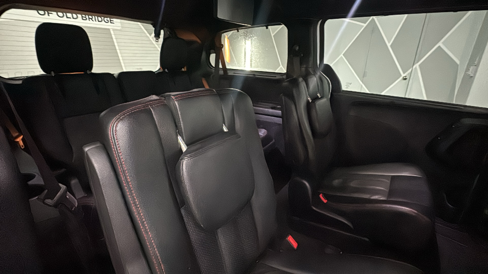 2016 Dodge Grand Caravan Passenger R/T Minivan 4D 25