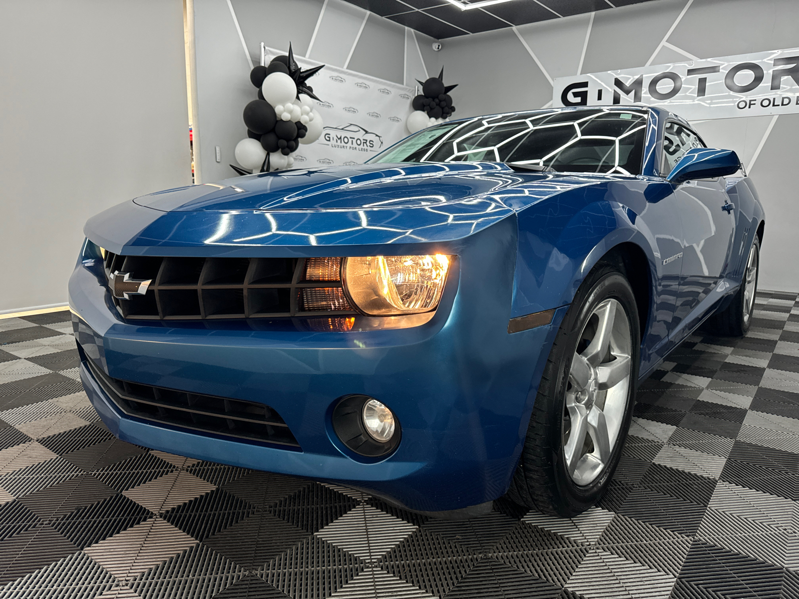 2010 Chevrolet Camaro LT Coupe 2D 1